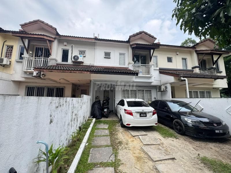 Double Storey Terrace Intermediate Jalan Cecawi 627 Kota Damansara - Image 1