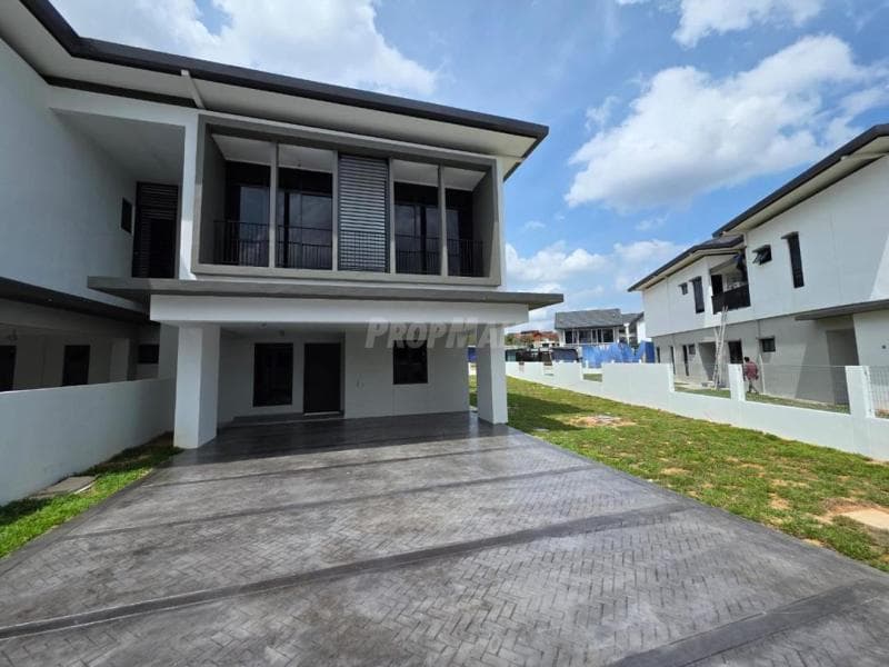 2-Storey Semi-D Anggun Villa1 Bandar Kinrara BK8 Puchong 40x115 Gated Guarded - Image 1