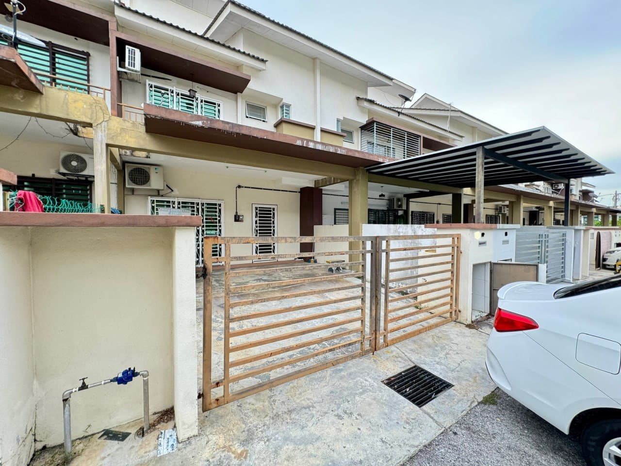 2 Terrace House Taman Indah KLIA Sepang - Image 1