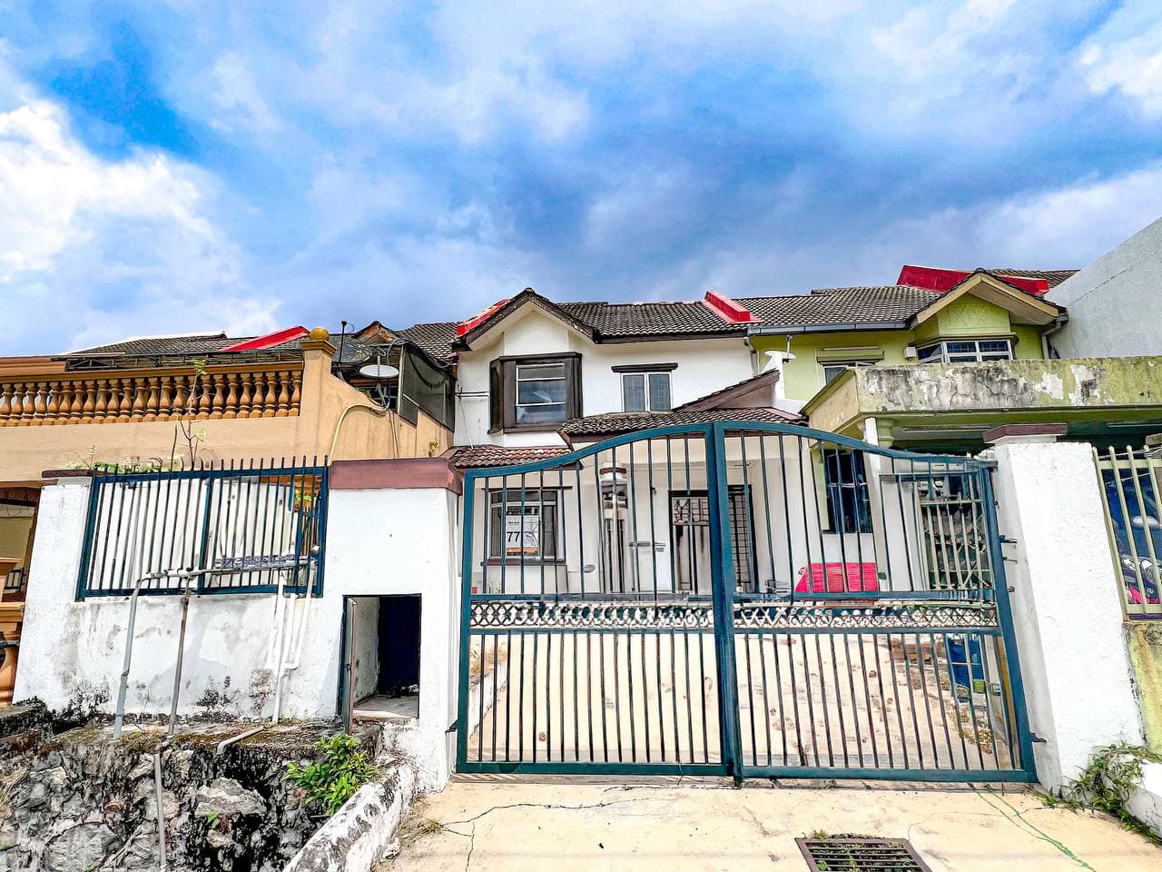2 Storey Terrace House Taman Bukit Angsana Cheras, KL - Image 1