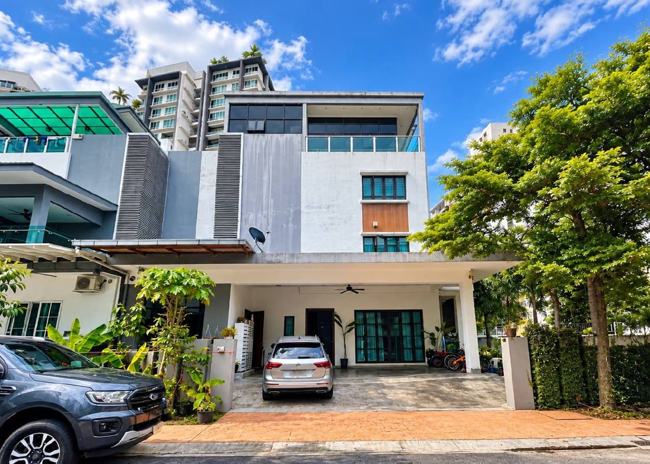 3.5 Storey Superlink House Corner Lot Duta Suria, Ampang Selangor - Image 1