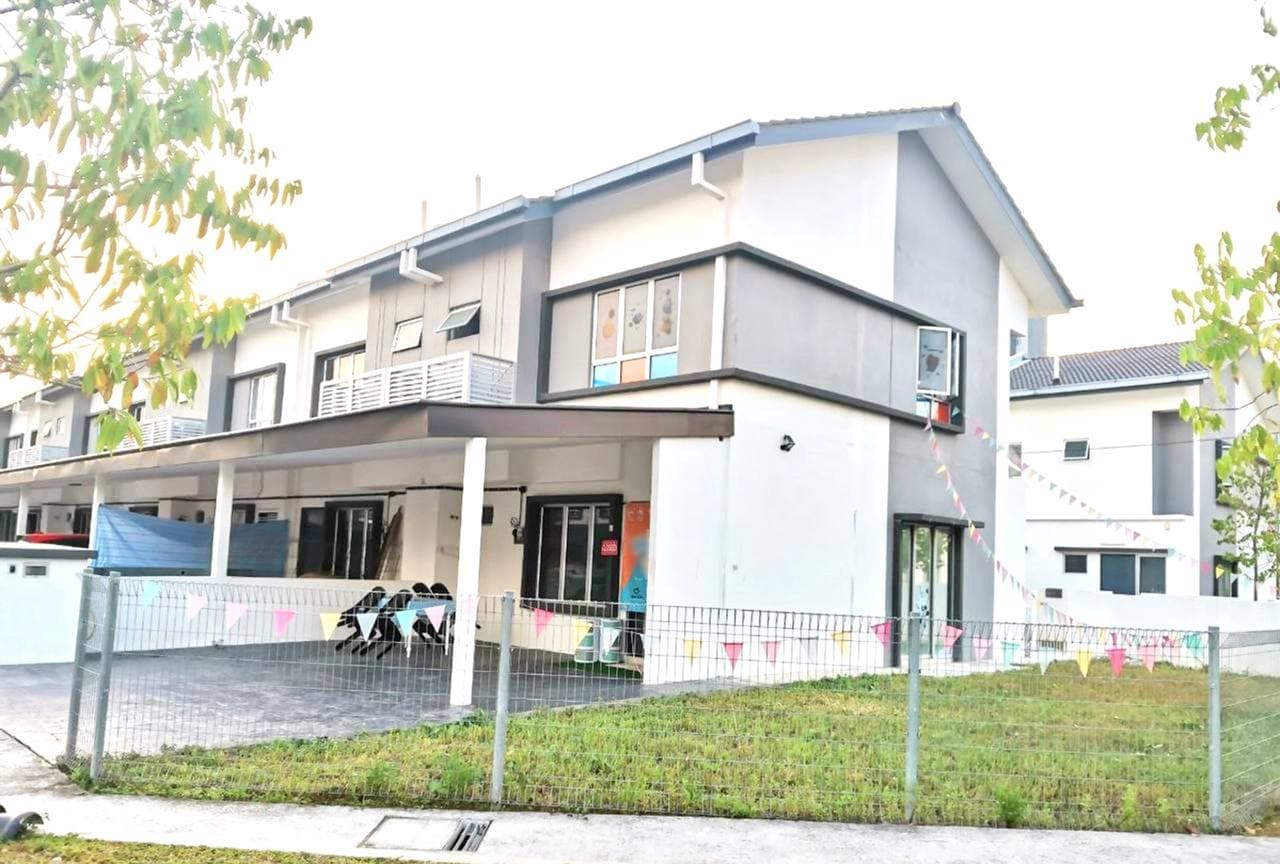 Corner Lot Double Storey Terrace Kitabayu Cybersouth, Selangor - Image 1