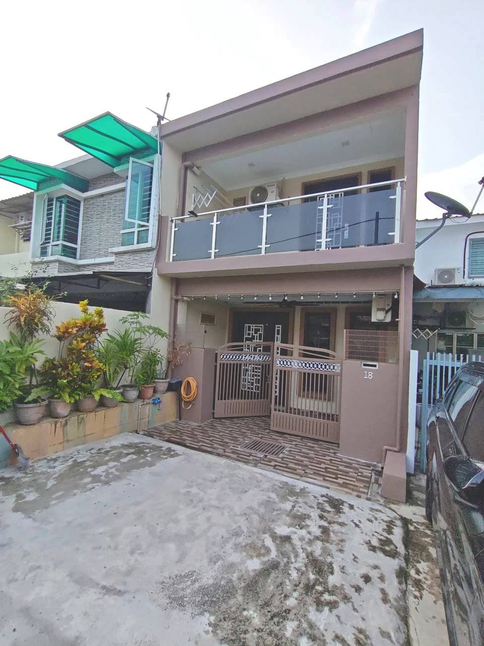 Rumah Teres 2 Tingkat Taman Cempaka, Ampang - Image 1
