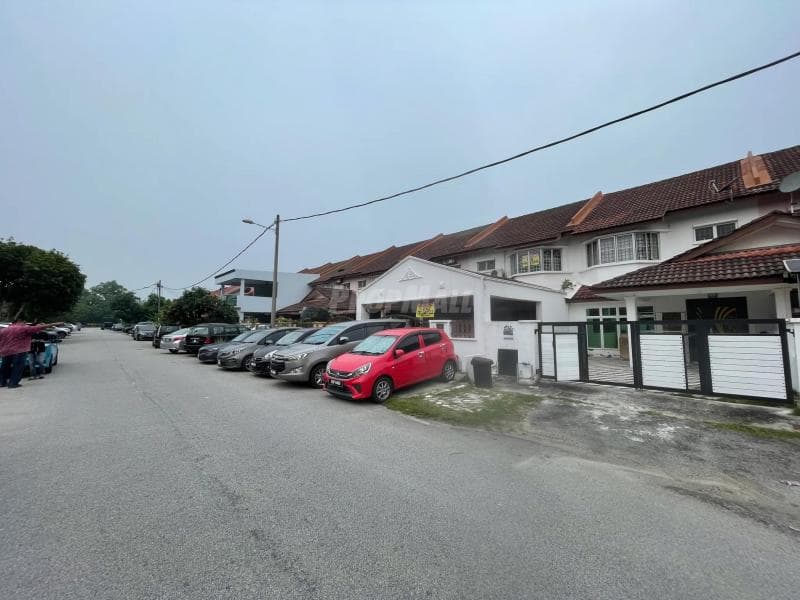 Fully Renovated Double Storey Bandar Sunway Semenyih - Image 1