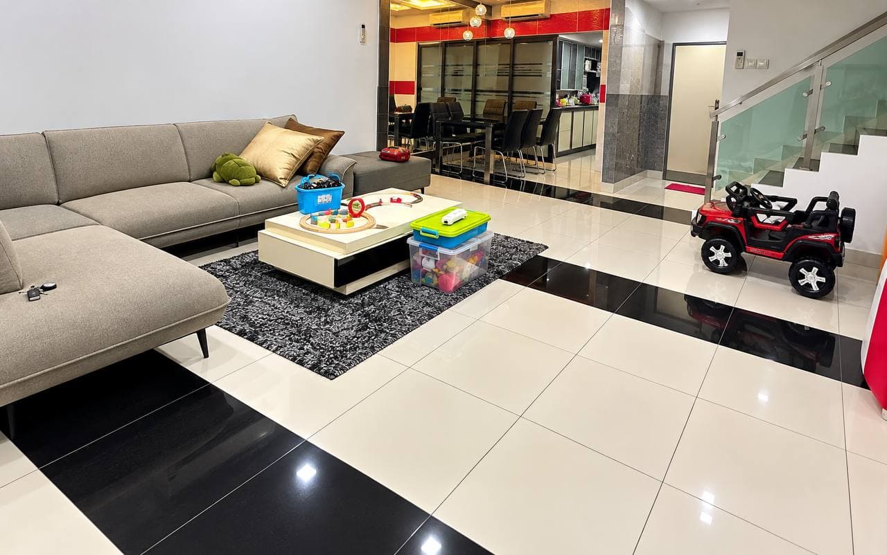 Double Storey Terrace House Fully Renovated Fully Furnished Shah Alam - Image 1