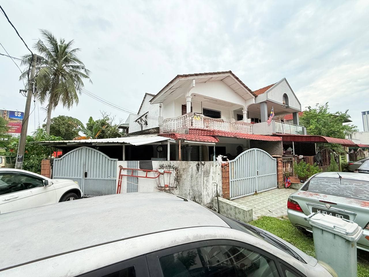 Corner Lot Jalan Mawar Taman Puchong Perdana Terrace House - Image 1