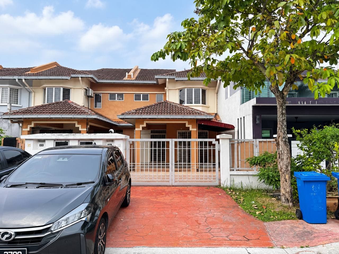 Double Storey Terrace House Taman Cahaya Alam Shah Alam - Image 1